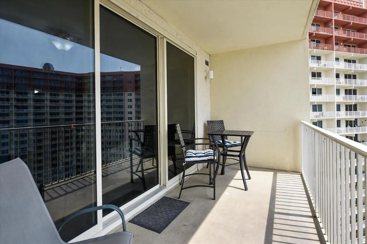 Apartment Shores Of Panama 1704 - 2 Bedroom Bunk Room Sleeps 8, Updated! Res, Parking Condo Panama City Beach United States