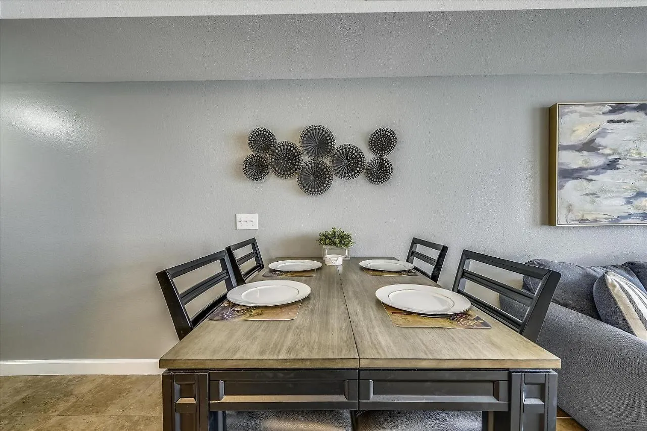 Shores Of Panama 1704 - 2 Bedroom Bunk Room Sleeps 8, Updated! Res, Parking Condo Panama City Beach