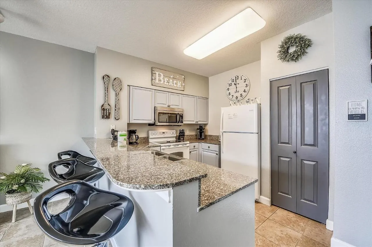 Shores Of Panama 1704 - 2 Bedroom Bunk Room Sleeps 8, Updated! Res, Parking Condo Panama City Beach 0*,  United States